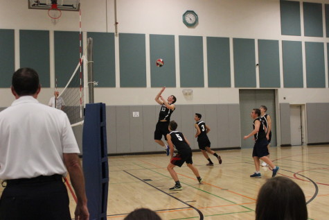 Varsity Boys Volleyball hits off the season