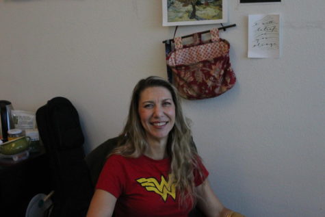 Plan B-minus: New Teacher Elizabeth Marymee Talks Shifting Gears from Biology to English